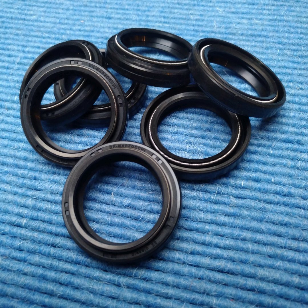 New-Old-Stock Marzocchi 24mm Seal 